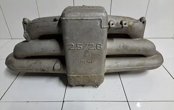 BMW 7 E23 Intake manifold 1274756 23034600