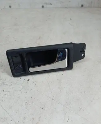 Audi A6 S6 C4 4A Front door interior handle 4A0837020C