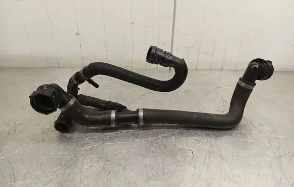 Land Rover Range Rover Evoque L538 Engine coolant pipe/hose GJ328260AA