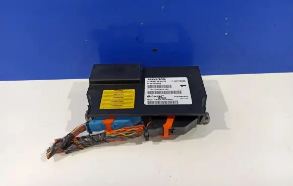 Volvo S80 Airbag control unit/module 30773925 P30773925