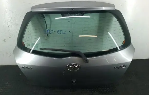 Toyota Yaris Tailgate/trunk/boot lid 1F8