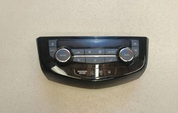 Nissan Qashqai Climate control unit 275004EA1A 201733 T9077712