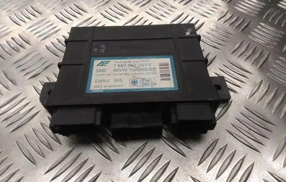 Volkswagen Sharan Comfort/convenience module 7MO962257F 95VW15K600BB