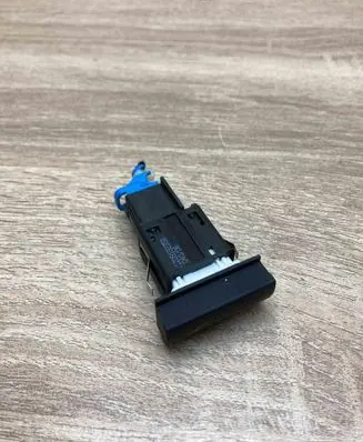 Skoda Octavia Mk2 (1Z) Passenger airbag on/off switch 1Z0919235B 04006