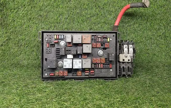Opel Astra J Power management control unit 13343767 13343767RY