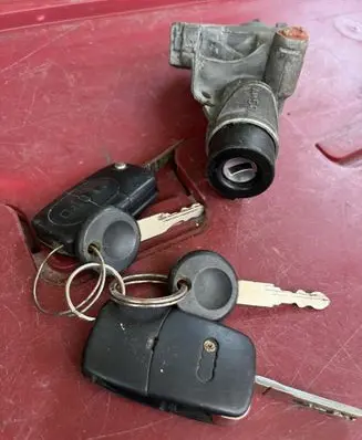 Audi A6 S6 C5 4B Ignition lock 480905851