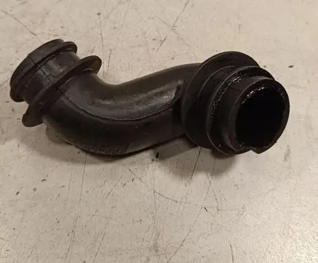 Ford Kuga II Air intake hose/pipe P108A