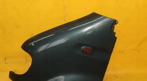 Renault Master II Fender