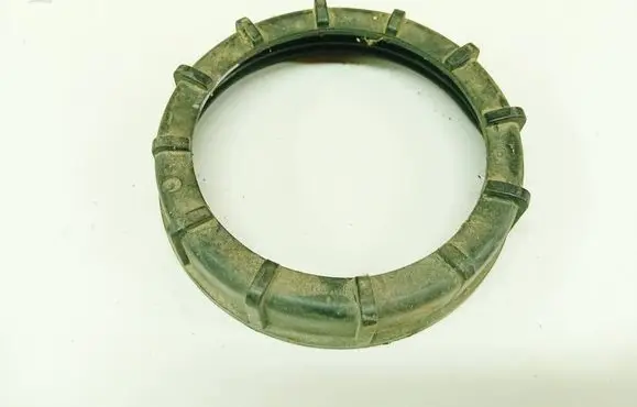 Volkswagen Sharan In tank fuel pump screw locking ring/nut 447293A