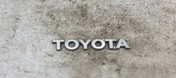 Toyota Corolla Verso AR10 Manufacturer badge logo/emblem NOCODE