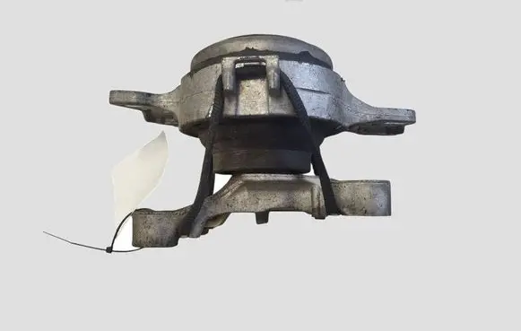 Volvo V40 Engine mount bracket 326F11