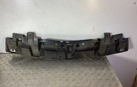 Mercedes-Benz C W205 Front bumper mounting bracket A2928850338
