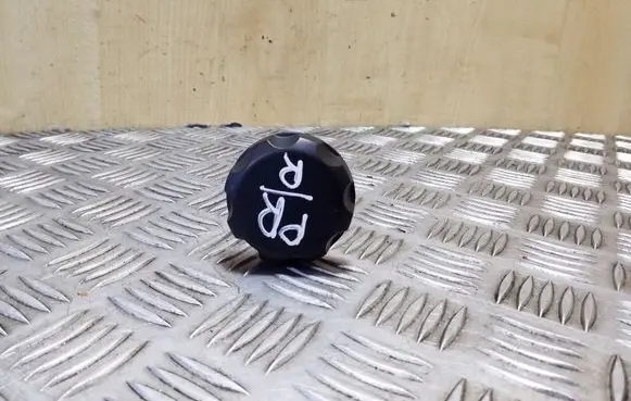 Ford Mondeo MK IV Seat adjustment knob 1S71F610A76ACW