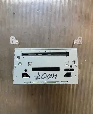 Peugeot 4007 Radio/CD/DVD/GPS head unit 8701A215 34U197 DY6MW7U59