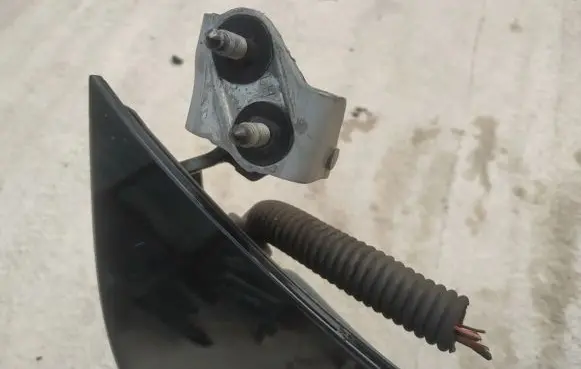 Audi A1 Tailgate/trunk/boot hinge