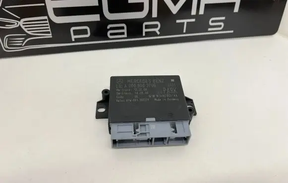 Mercedes-Benz E W212 Parking PDC control unit/module A0009003706