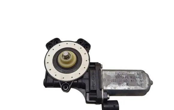 Opel Movano B Front door window regulator motor 9030284 3P1713 5YY0066