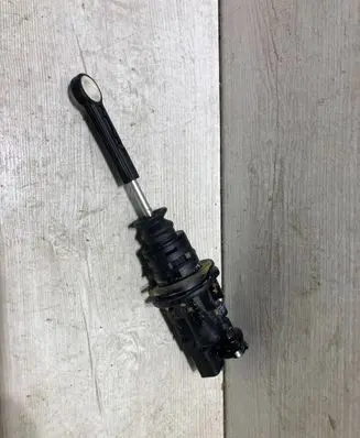 Audi A4 S4 B9 Clutch master cylinder 8K0907658H