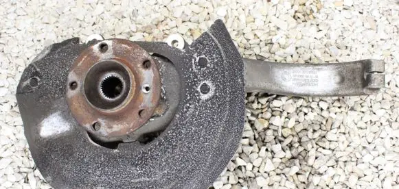 BMW X5 E70 Front wheel hub 6773784