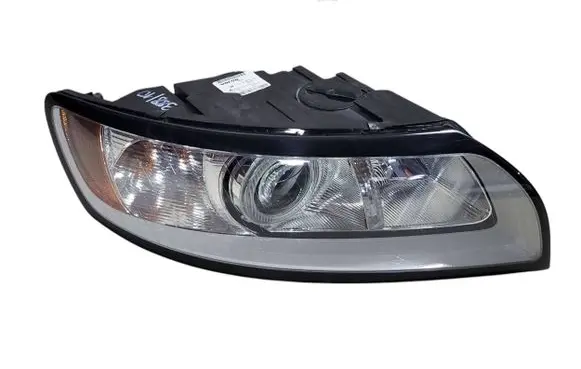 Volvo V50 Headlight/headlamp