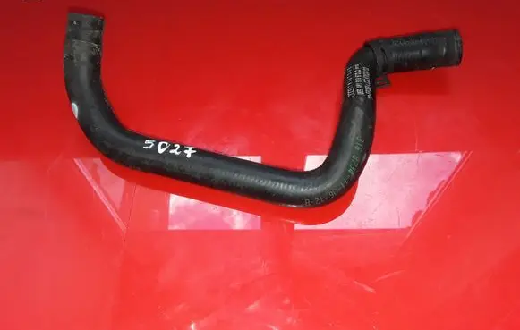 Audi A8 S8 D4 4H Engine coolant pipe/hose 4H1819672Q