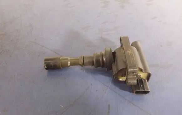 KIA Opirus High voltage ignition coil 2f11