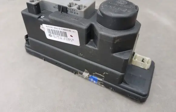Mercedes-Benz E W210 Central locking vacuum pump 2108002248 00782837 002201290