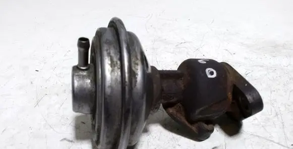 Audi A6 S6 C6 4F EGR valve 70030904