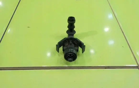 BMW 6 E63 E64 Headlight washer pump PRZOD WP138