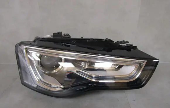 Audi A5 Headlight/headlamp 8T0941006C