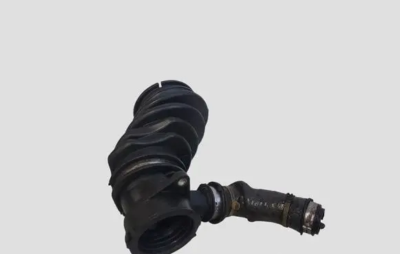 Volvo V40 Air intake hose/pipe AV616C784AF