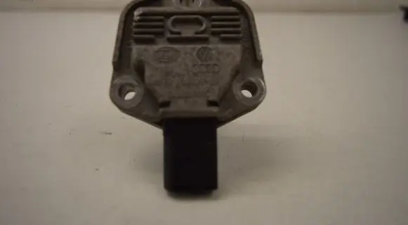 Audi A8 S8 D3 4E Oil level sensor 1J0907680C