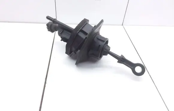 Ford Mondeo MK IV Clutch master cylinder 6G917A543BC KG19300