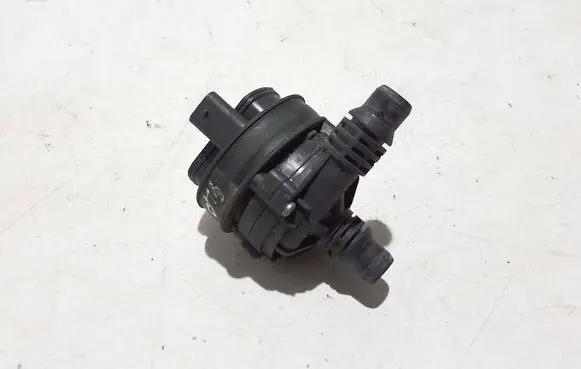 Mercedes-Benz GLE W167 Electric auxiliary coolant/water pump A0005003500