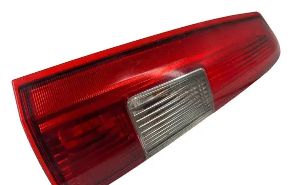 Volvo V70 Rear/tail lights 9154493