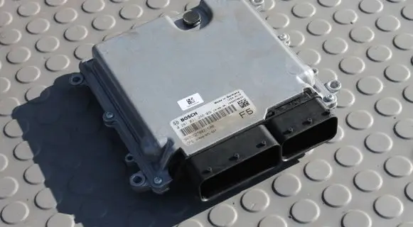 Honda CR-V Engine control unit/module ECU 37820R7CG27 0281031246