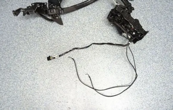 BMW M4 F82 F83 Convertible roof hinge 7401032