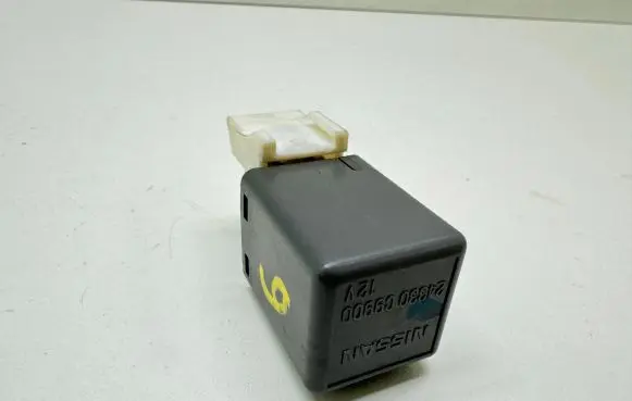 Nissan Primera Other relay 24330C9900
