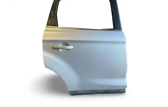 Ford Kuga I Rear door
