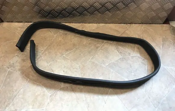 Mercedes-Benz E W212 Engine compartment rubber A2126280800