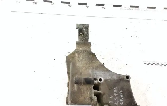 Volkswagen Transporter - Caravelle T4 Generator/alternator bracket 074145169
