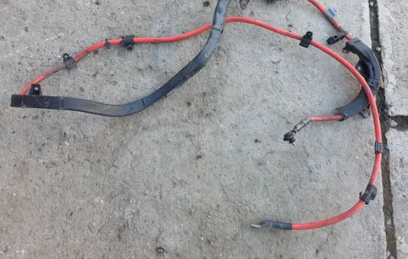 BMW M3 e92 Positive cable (battery) 9125035 15974510 BN233W