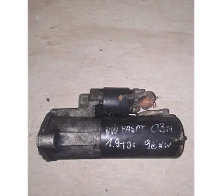 Volkswagen PASSAT B5.5 Starter motor 0001124020