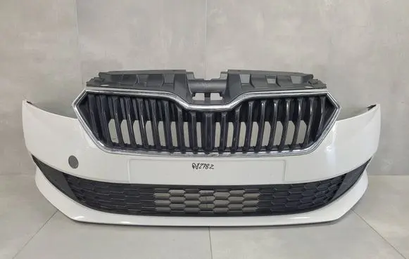 Skoda Fabia Mk3 (NJ) Front bumper 6V0807221F