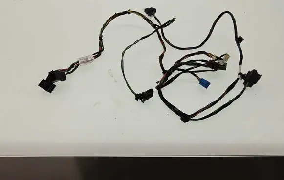 Mercedes-Benz Sprinter W907 W910 Front door wiring loom A9070005999
