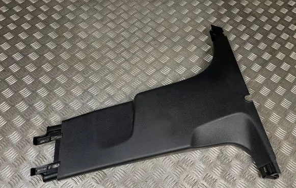 Peugeot 308 (B) pillar trim (bottom) 9677443377