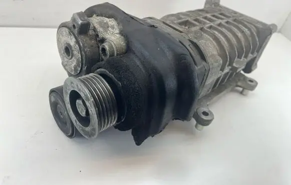 Volkswagen Touran I Supercharger 03C276