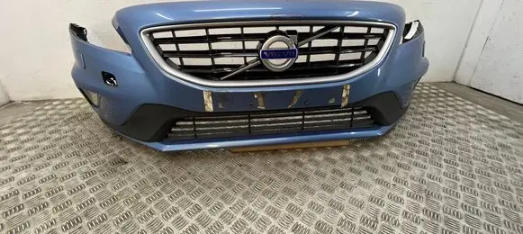 Volvo V40 Front bumper