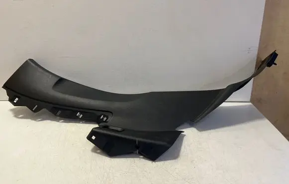 Audi Q7 4M Rear sill trim cover 4M0867767D