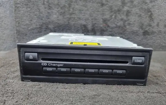 Audi A6 S6 C6 4F CD/DVD changer 4E0035111A 4E0910111F